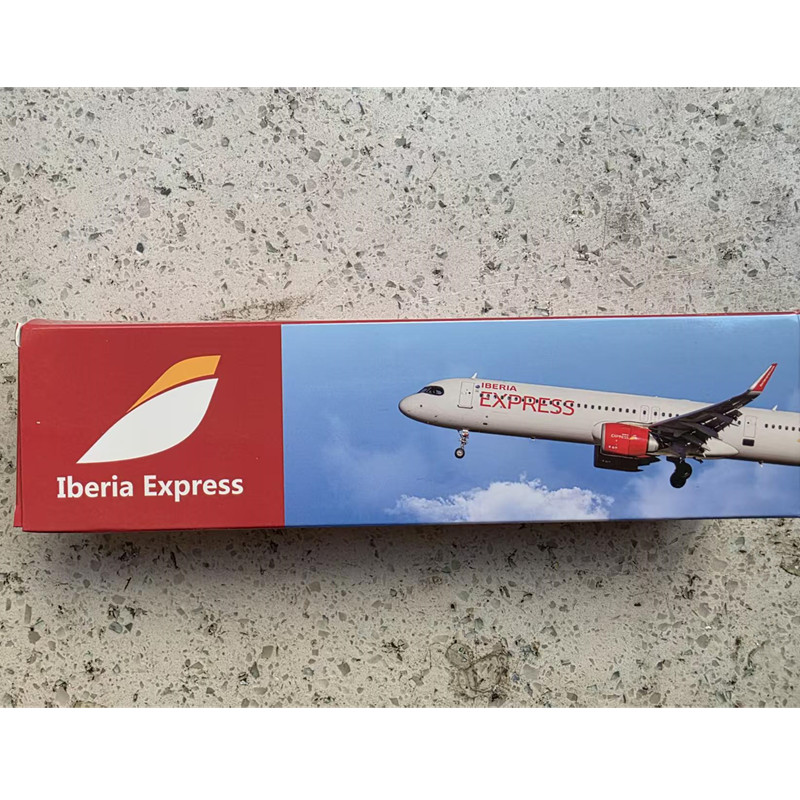 Model Airplane Plastic - Model Pesawat Terbang Plastik ABS Skala